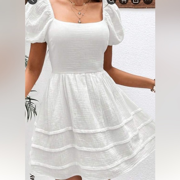 NWT - White dress 
Short Sleeve
Backless-Tie Back
High Waist 
100% Cotton - Picture 1 of 6